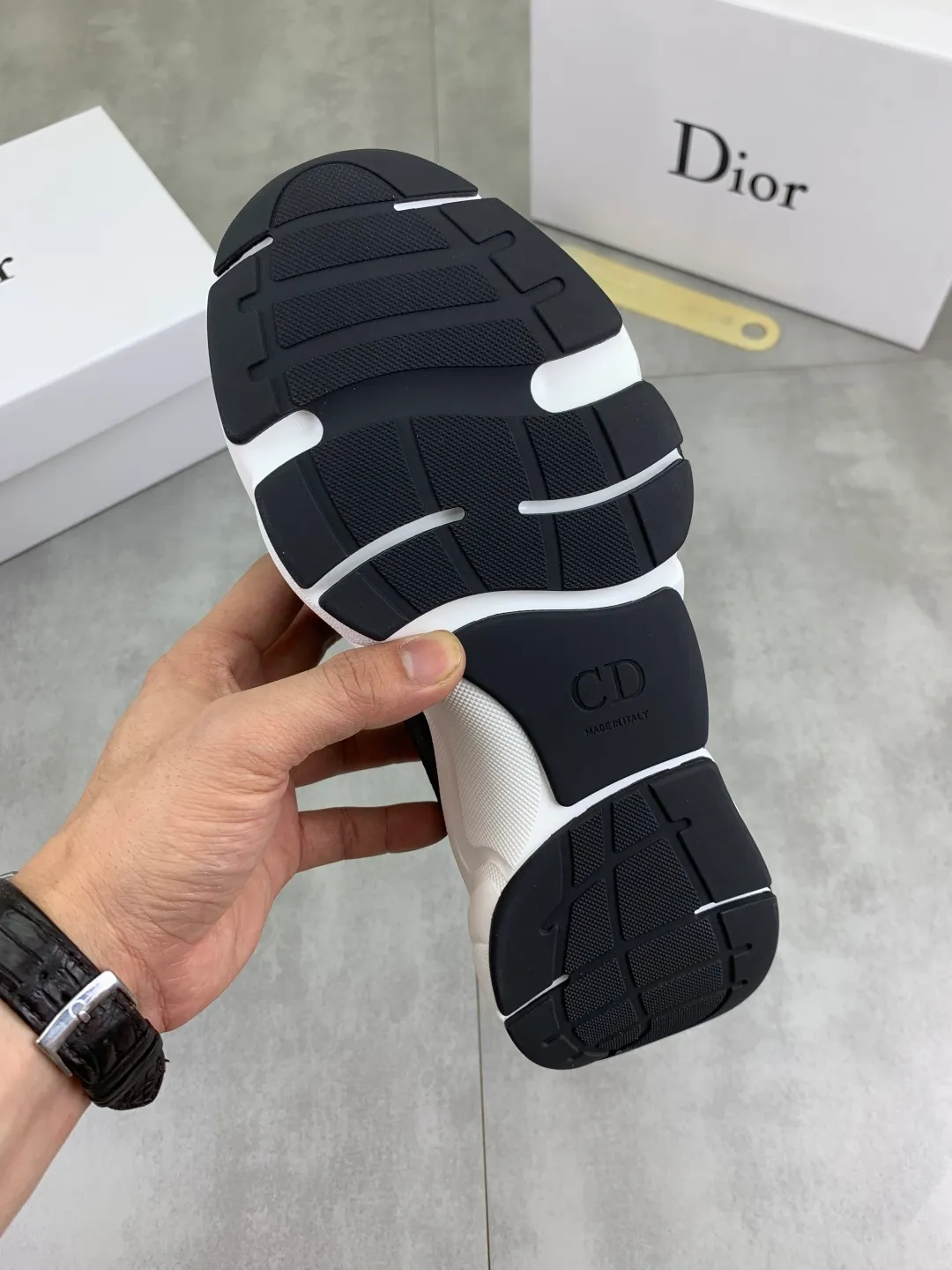 Men's Men's Shoes💰P460💰[New Style]🆘[Dior] 2025 Dior Original Lace-up Low-top Men's Shoes Classic casual shoes 🔥This model is the official classic model with high quality and made by famous original designers. It is made of high-quality cowhide with original materials➕comfortable and breathable mesh lining➕pigskin insole. The perfect last shape and generous and fashionable design have attracted many consumers and are suitable for drivers to drive🚗. What you want is the highest quality in the market. Color: 4️⃣Color Code number: 38--44 (45 46 customized)